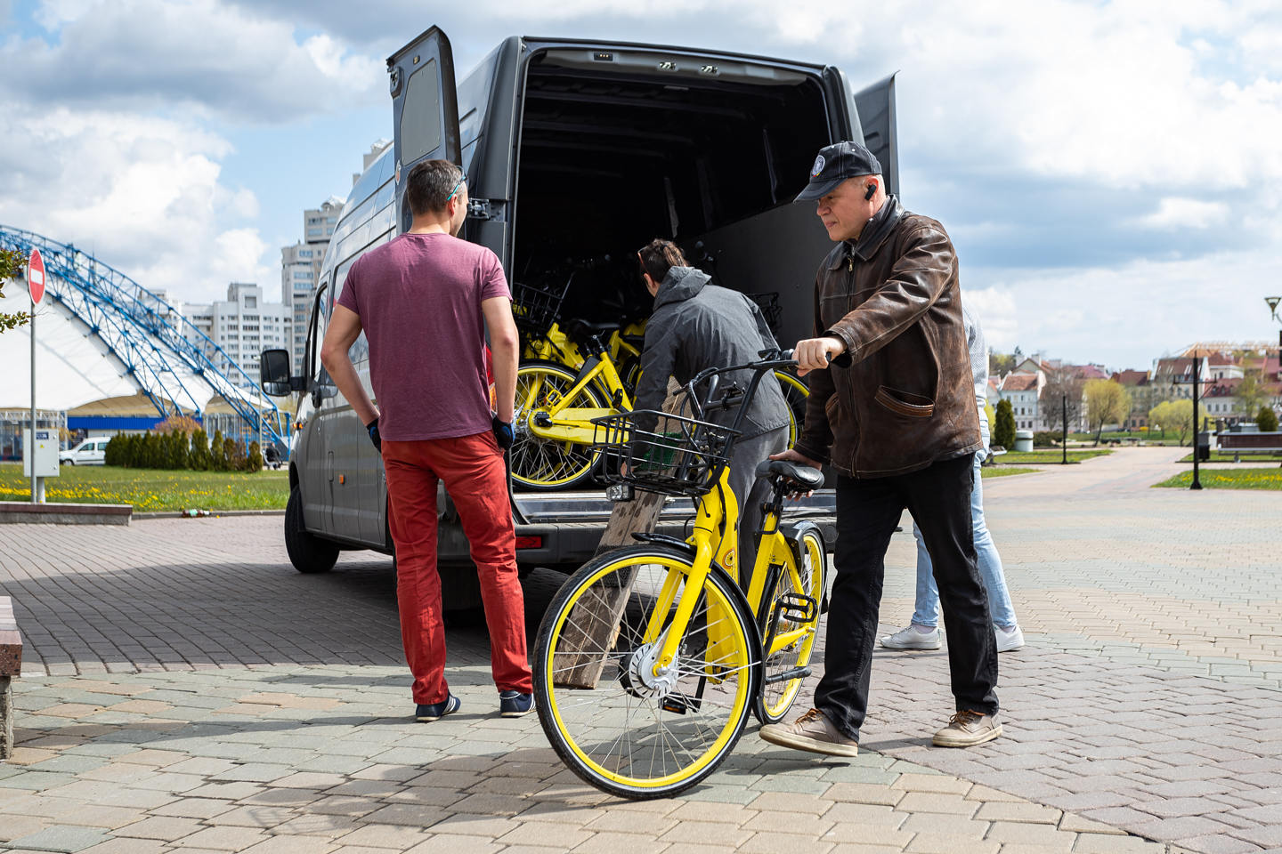 Электровелосипеды Колобайк появились на улицах Минска