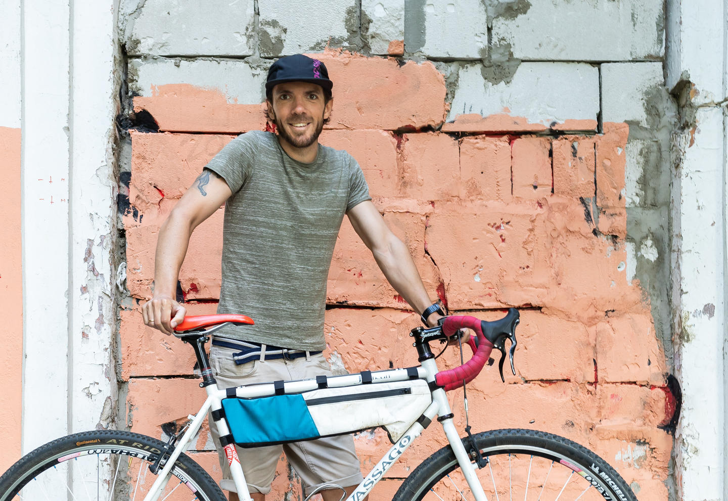 Джон и его три велосипеда: Vassago Fisticaff, SOMA Analog и кастомный Carrera